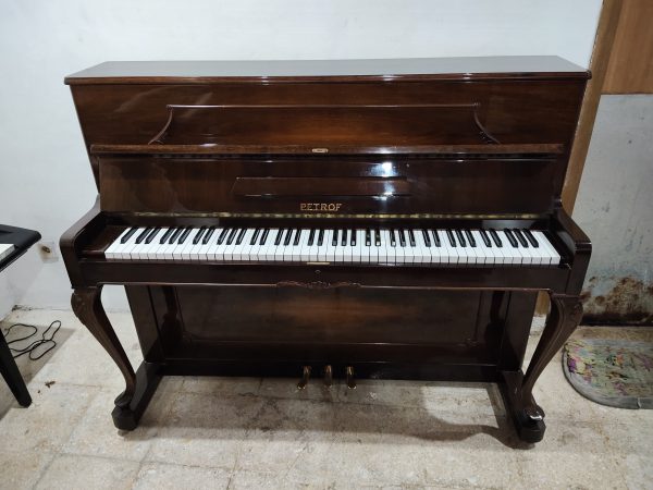 PIANO PETROF ANTIK MADE IN CHEKO