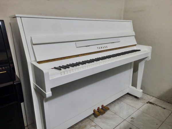 Piano Yamaha LU-110 CPE White