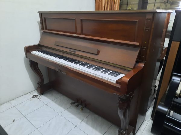 Piano Samick SM-500